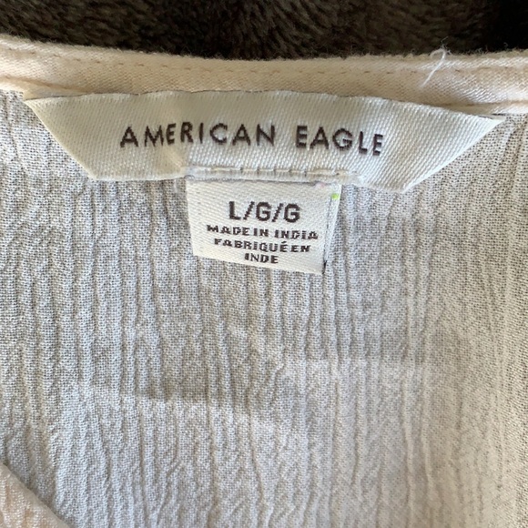 american eagle off white floral long sleeve blouse - Picture 2 of 4